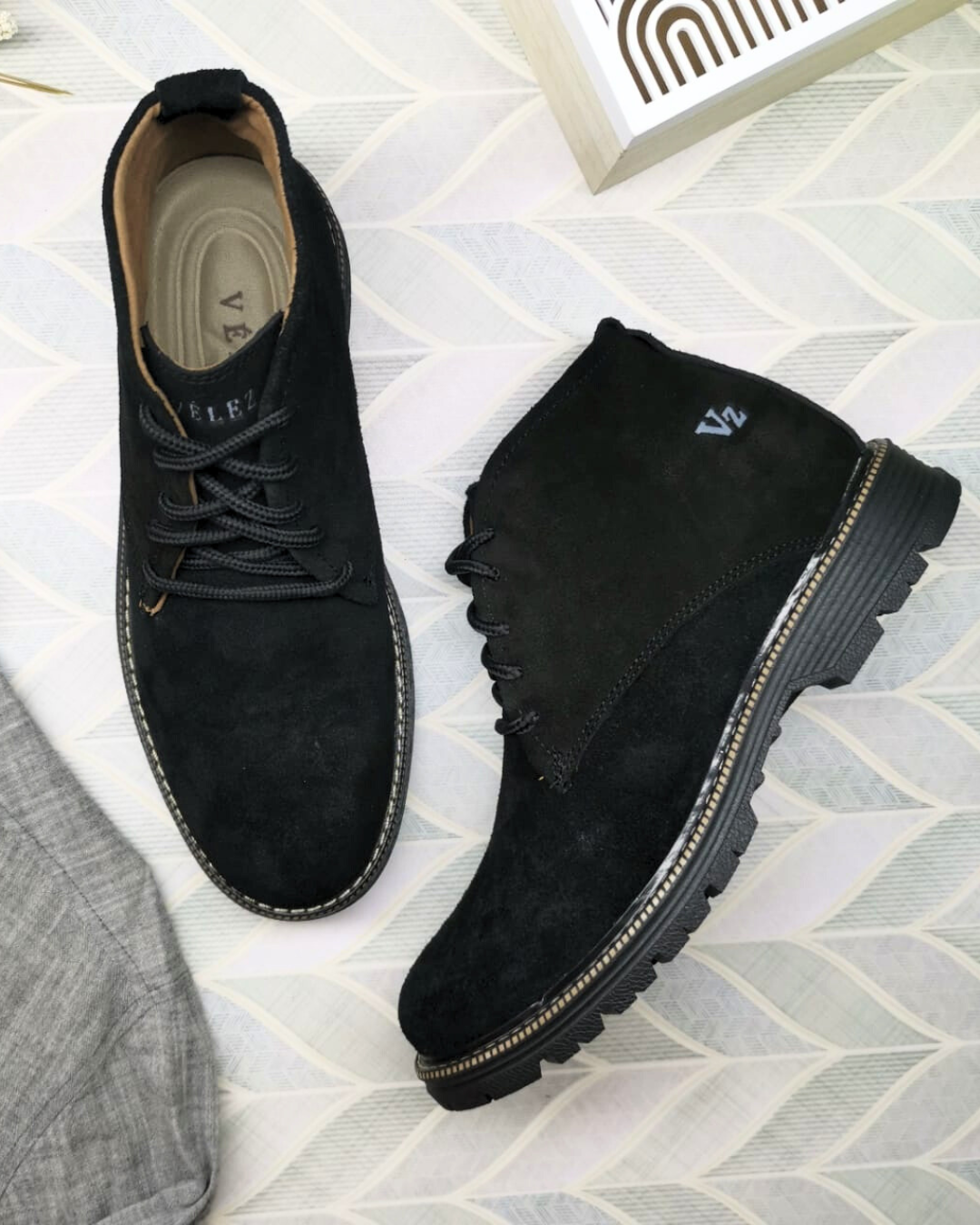 BOTIN CUERO GENUINO CARNAZA